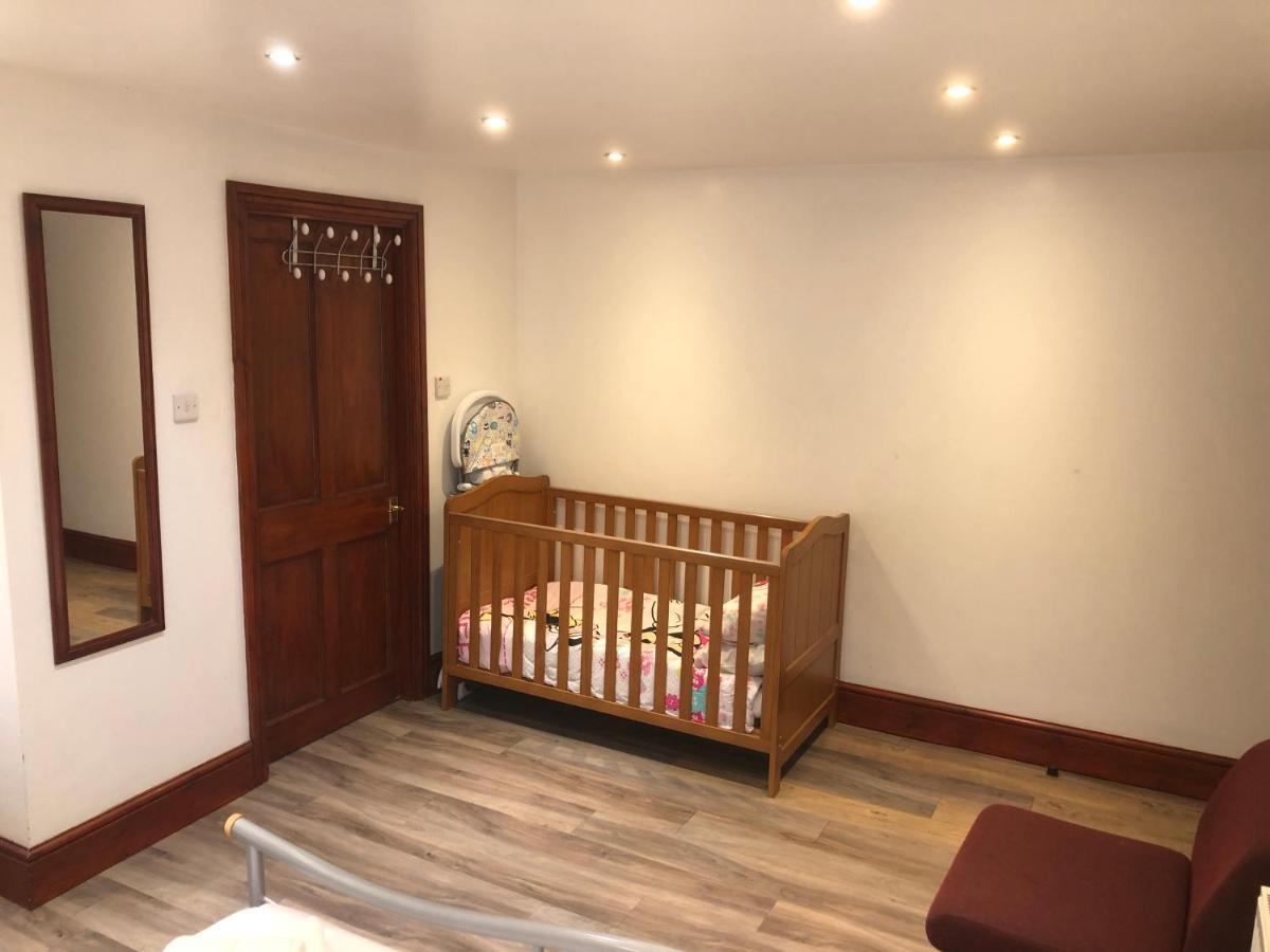 Ochiltree Cottage นิวตันสจวร์ต ภายนอก รูปภาพ